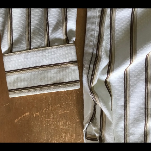 Gap classic fit button down - Picture 6 of 8